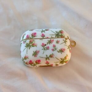 Apple AirPods Pro with case